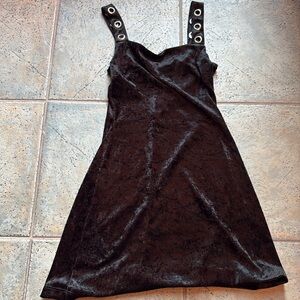 Sexy vintage  Y2K black velvet Dress with Grommet Straps. Rare
Body con